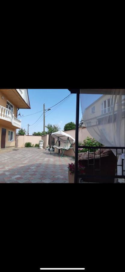 Гостевой Дом Анастасия Сухуми Екстериор снимка